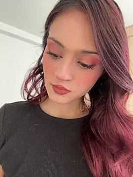 Webcam Model (AngelRuby)  is live.Free join now!