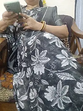 Webcam Model (SexybeboX)  is live.Free join now!