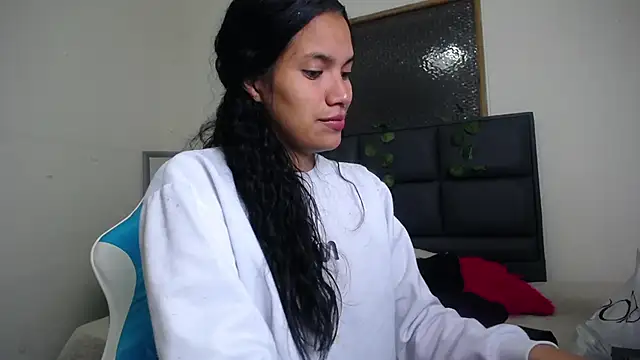 Julieta_Parker webcam