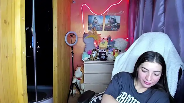 Fiery_Brunette_ webcam