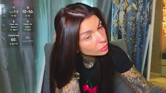 tattooedBabyy webcam