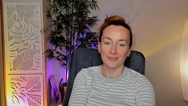 RebeccaMartinez webcam