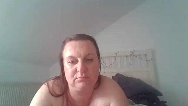 HotPussy785 webcam