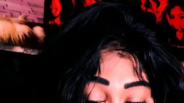 indian_dreamgirl webcam