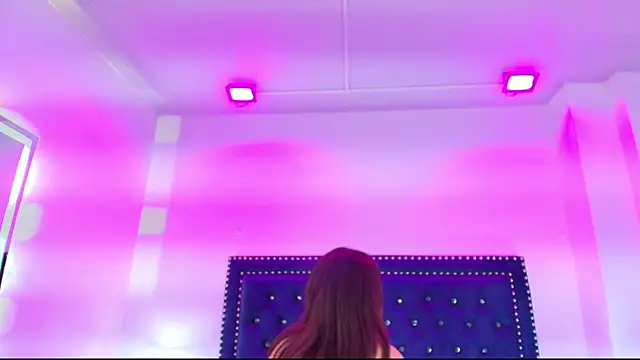 cristal_and_luke - Cristal_and_luke's free webcam - UK Sex Cams