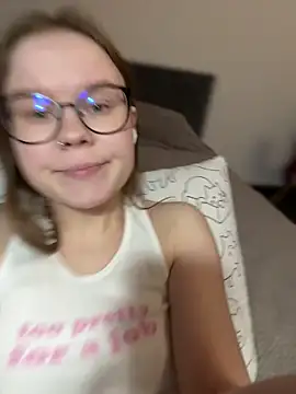 _cherrybloom_ - _CherryBloom_'s free webcam - UK Sex Cams