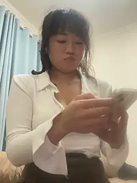Molly-xiao webcam