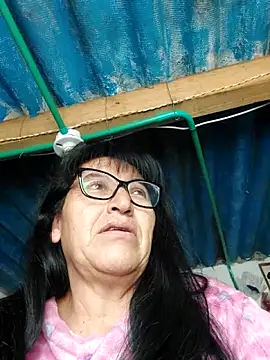 clarita_01 - Clarita_01's free webcam - UK Sex Cams