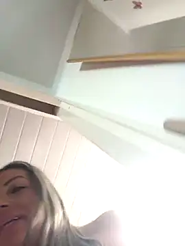 maynor_1998 - Maynor_1998's free webcam - UK Sex Cams