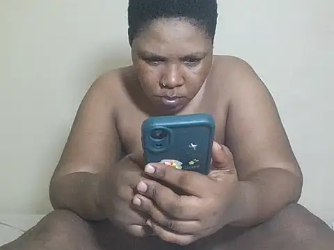 african_bigjuicyass - African_Bigjuicyass's free webcam - UK Sex Cams