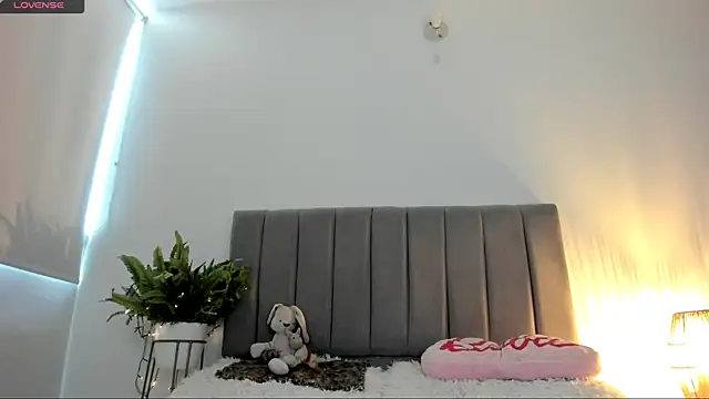 sophie_connors webcam