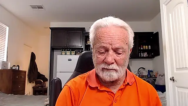 rockpoint69 - Rockpoint69's free webcam - UK Sex Cams