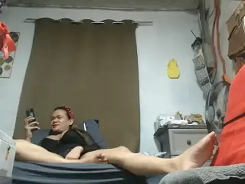 30cmMONSTERCOCKnBIGLOAD4u webcam