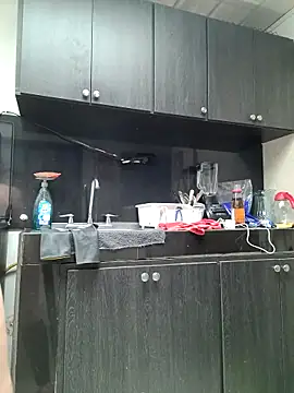 Scarlet_curly8a webcam