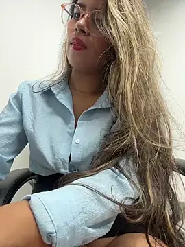 EMILIIA_RICHTER__ - Live Cam