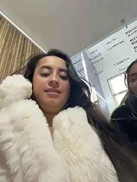 Antonella_Julieta webcam