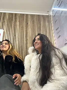 Antonella_Julieta webcam