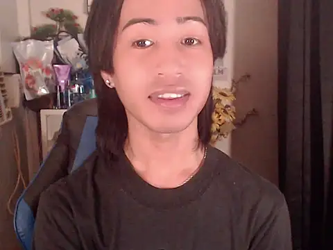 erin_23 - Erin_23's free webcam - UK Sex Cams