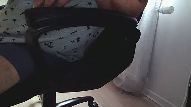 scorvierge@xh - Scorvierge@xh's free webcam - UK Sex Cams