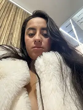 Antonella_Julieta webcam