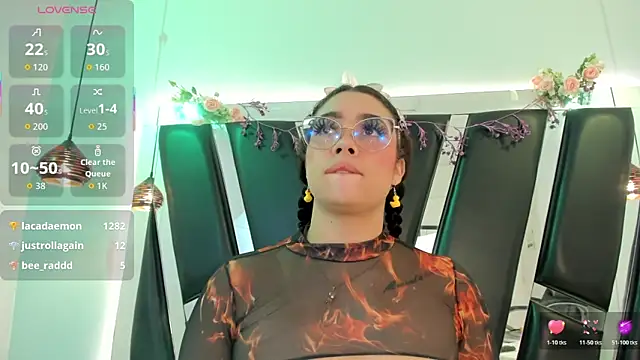 antonelllepiercee webcam