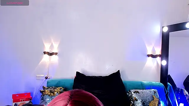 Emili_Roux live sex cam