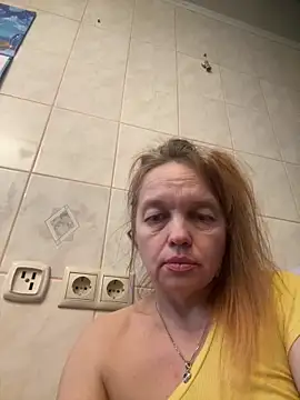 suzanele - Suzanele's free webcam - UK Sex Cams