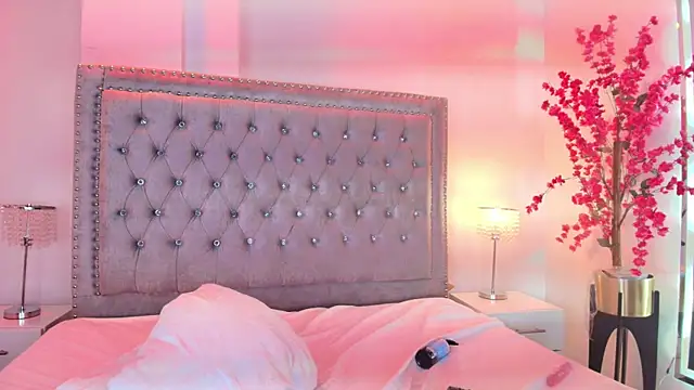 lia_adamsss - Lia_adamsss's free webcam - UK Sex Cams