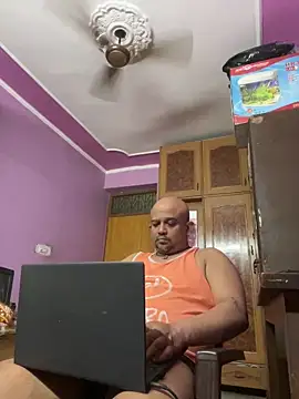 Dick_6inches_Delhi webcam