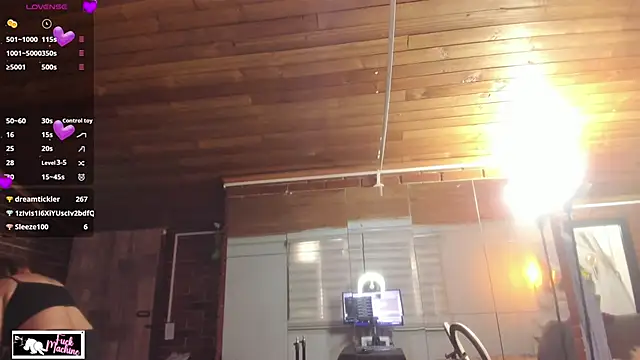 Destiny__Hall webcam