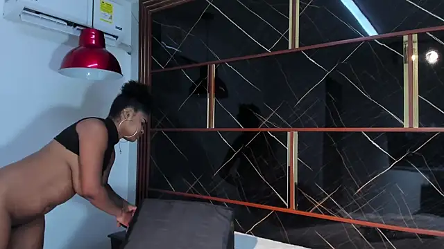 HannyThompson webcam