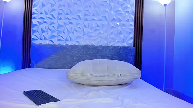 Michaell_twinkk_ webcam