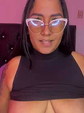 iam_ambar - Iam_Ambar's free webcam - UK Sex Cams