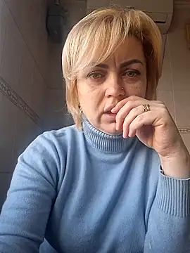 SylvieGold453 webcam