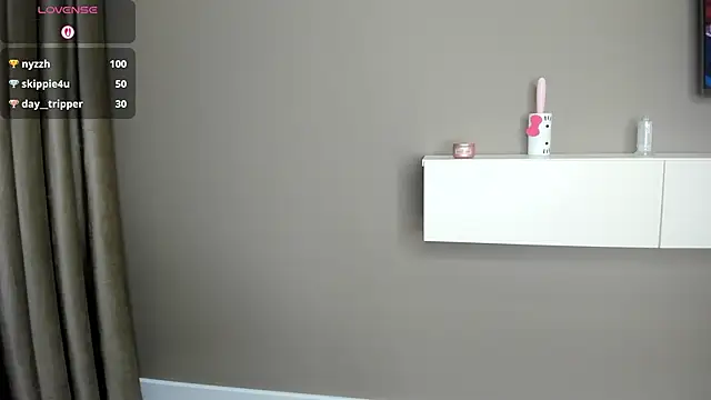 JenniferQueen11 webcam