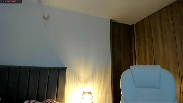 sophie_connors webcam