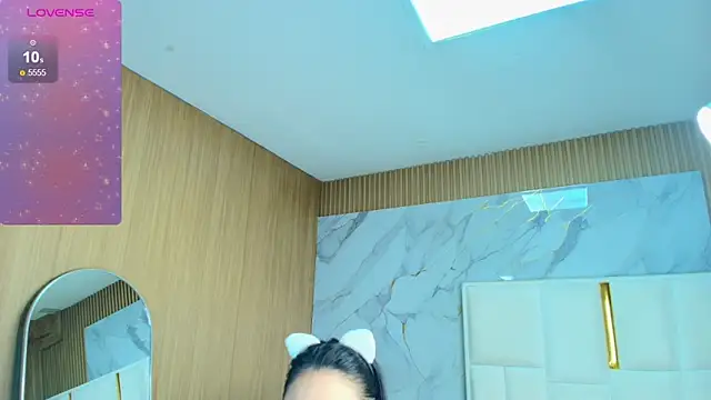 rox_luxury_tf webcam