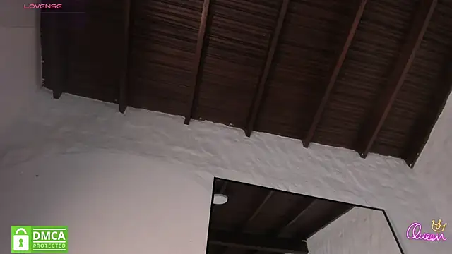 mia_torner_11_ webcam