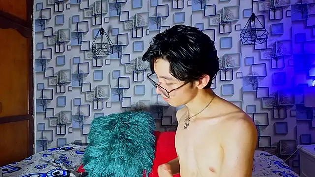 Twink_Sebas7 webcam