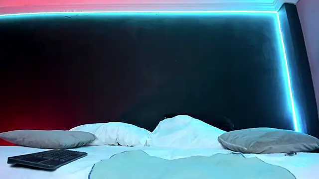 Boss_Domiinator webcam