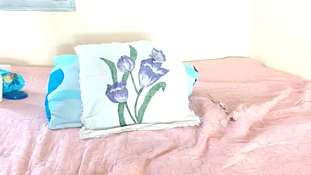 afroditaahot20 webcam