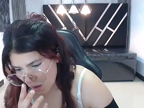 scarlett_jhonson_ch - Scarlett_jhonson_ch's free webcam - UK Sex Cams