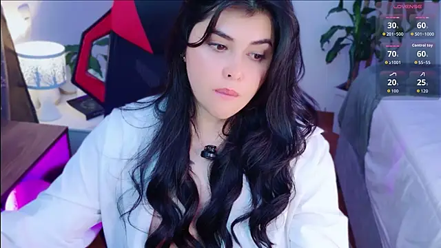 Nannicutee live sex cam