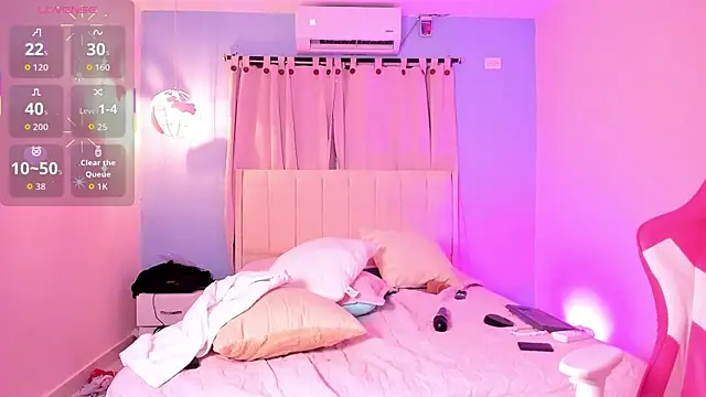 lou_22_ - LOU_22_'s free webcam - UK Sex Cams