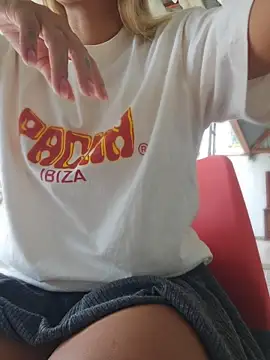 Pretty_roxxyy webcam