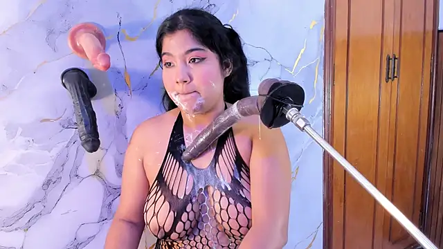 mysticlatina1 webcam