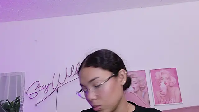 Emmy_And_Luna webcam