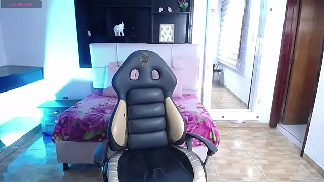 Perla_lovely_ webcam