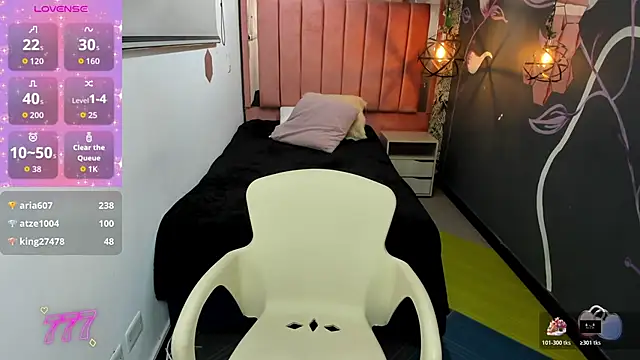 Zoe__Taylor__ webcam