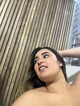 Antonella_Julieta webcam